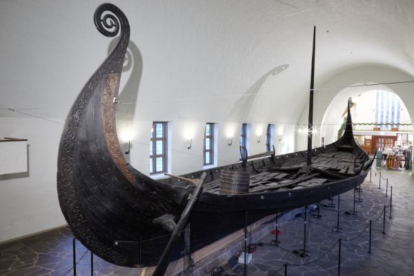 vikinški brod
