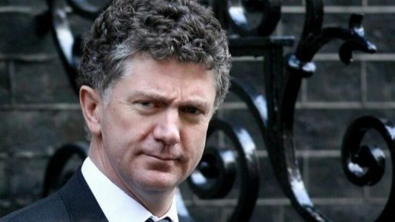 Klikni za povećanje Jonathan Powell
