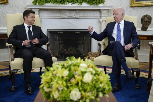 Klikni za povećanje zelenski i biden
