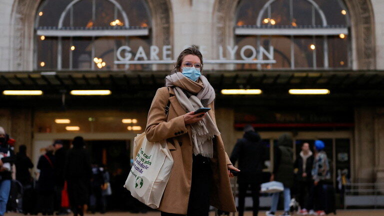 woman at the station