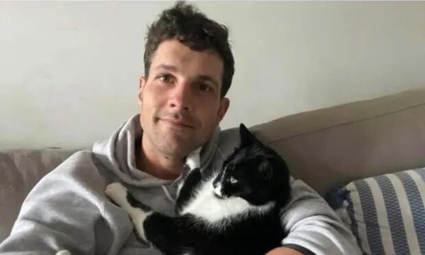 Simon Nellist, 35, ‘loved the water’ and was an experienced diving instructor, according to friends.