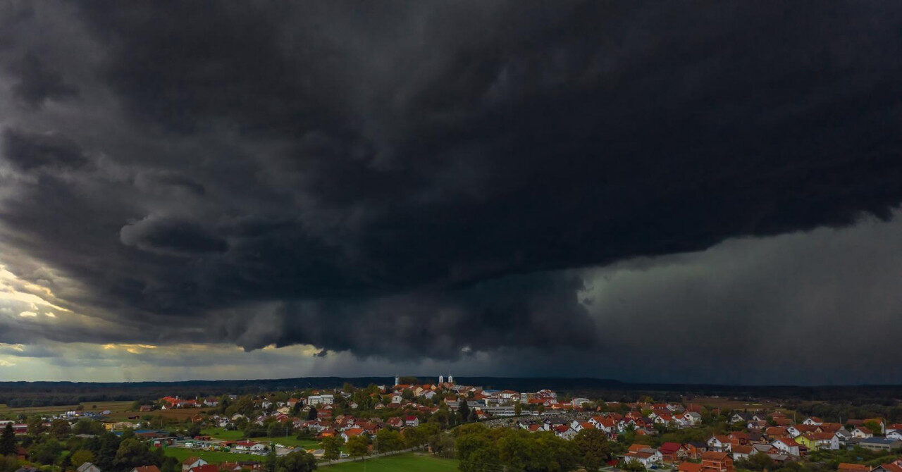 Nevrijeme iznad Čazme