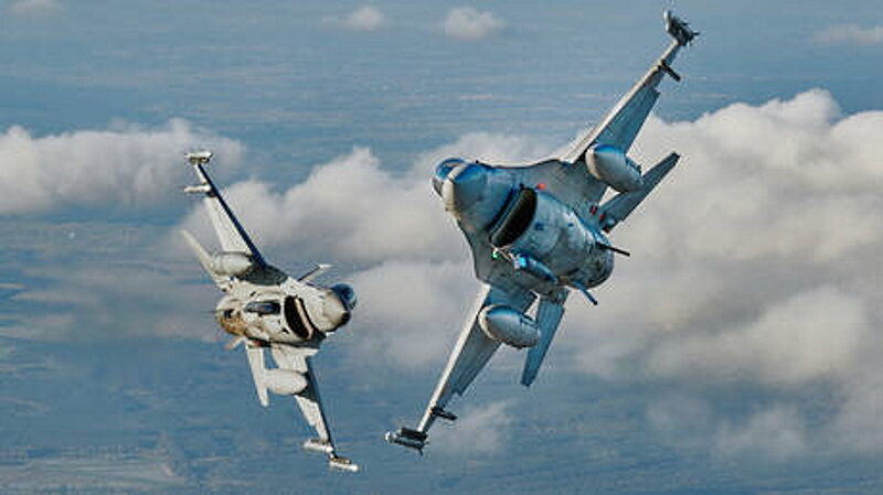 Klikni za povećanje F16 jets NATO Air Shielding exercise poland