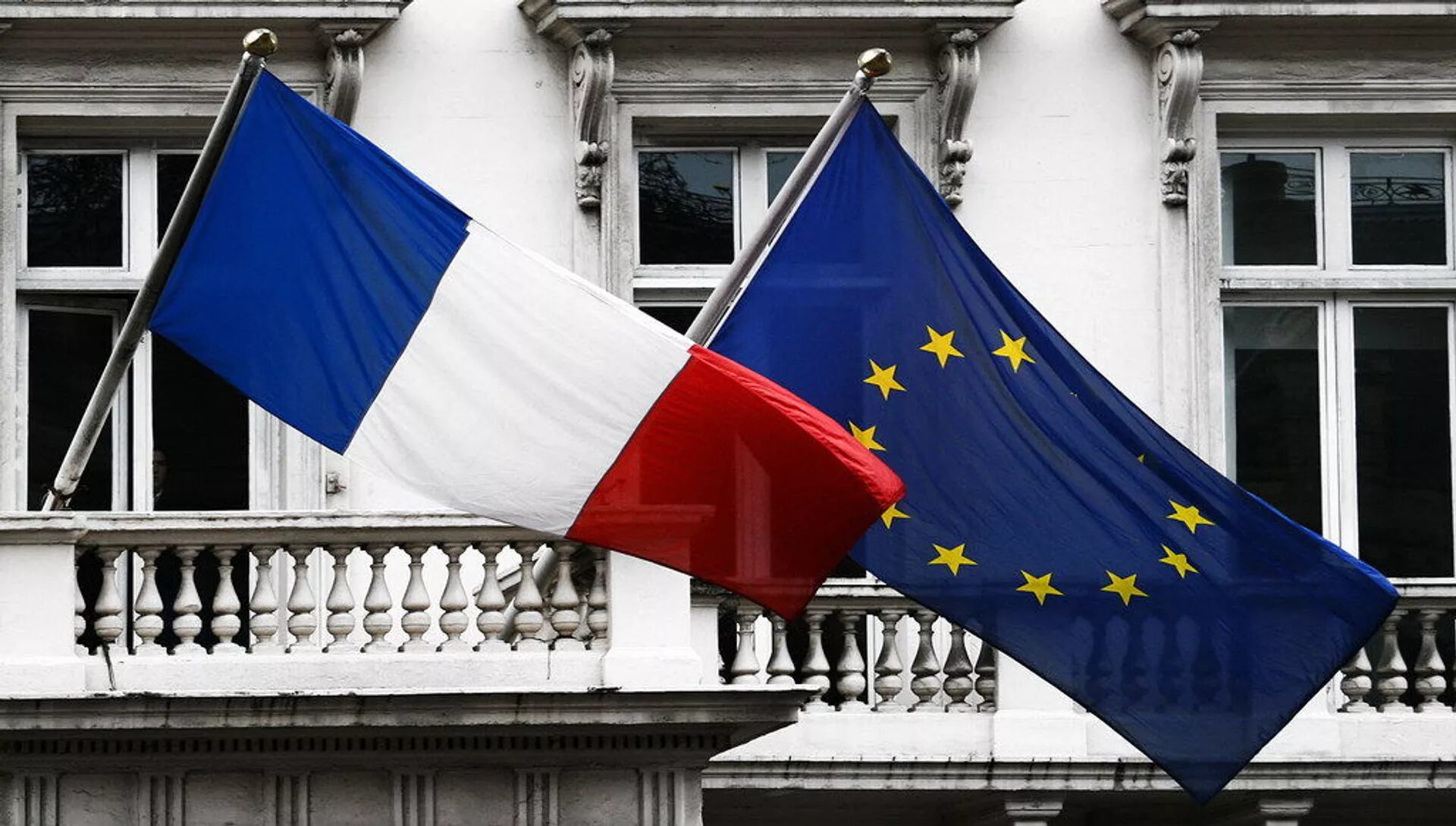 Klikni za povećanje Flag of France and EU