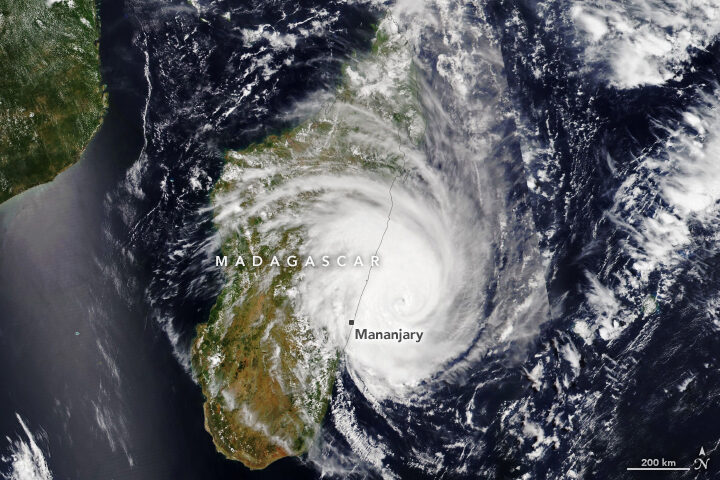 NASA Earth Observatory image by Lauren Dauphin, using VIIRS data from NASA EOSDIS LANCE, GIBS/Worldview, and the Joint Polar Satellite System (JPSS)