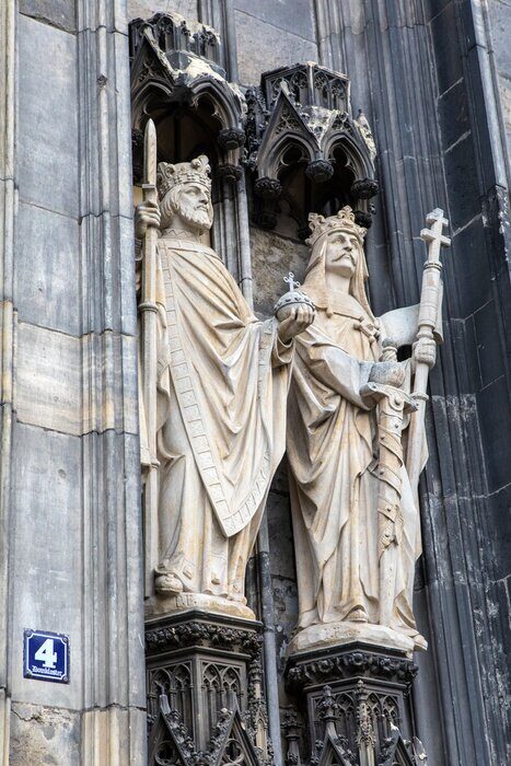 Constantine and Charlemagne on Cologne Cathédral