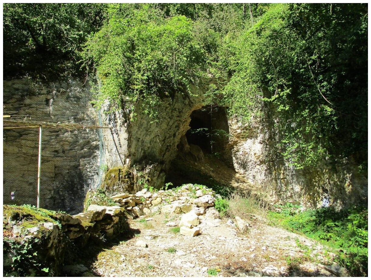 špilja Grotte du Renne