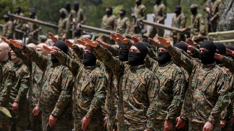 Klikni za povećanje Hezbollah fighters