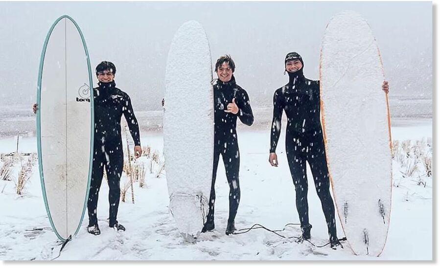 Snow in Seaside on the Oregon coast on February 4, 2025.
