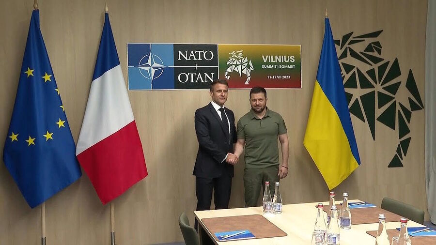 Klikni za povećanje macron zelensky nato ukraine
