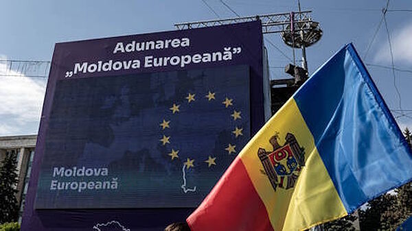 moldova flag eu billboard