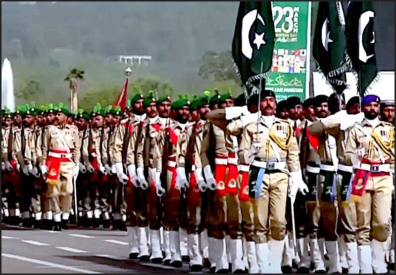Klikni za povećanje Pakistani military