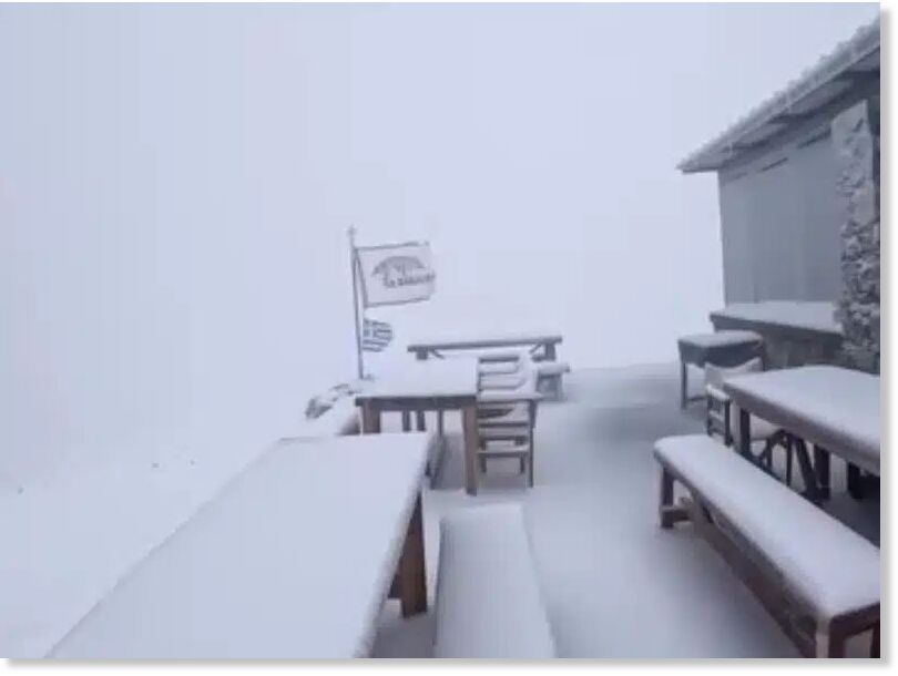 Below-zero temperatures were recorded on Greece’s highest peaks, including Mount Olympus.