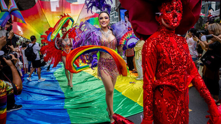 Klikni za povećanje Woke parade