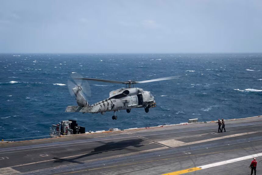 Klikni za povećanje nimitz helicopter