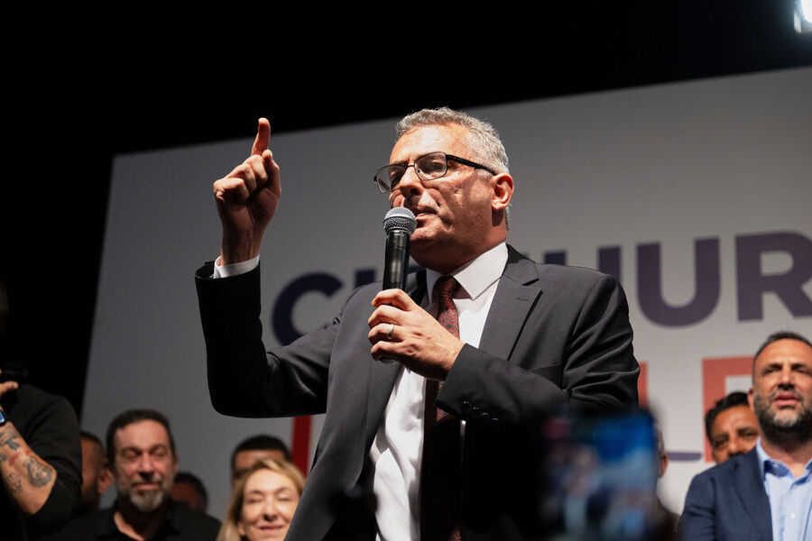 Tufan Erhurman