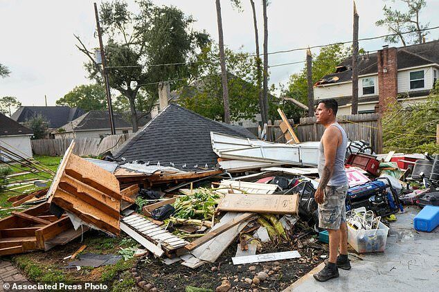 Klikni za povećanje tornado damage houston