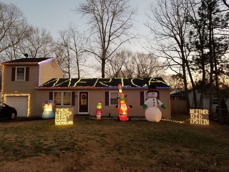 Klikni za povećanje epstein christmas lights