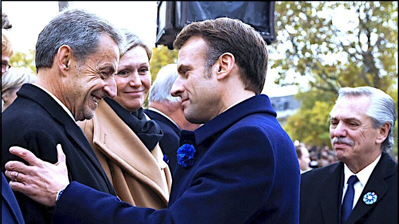 Klikni za povećanje Macron Sarkozy