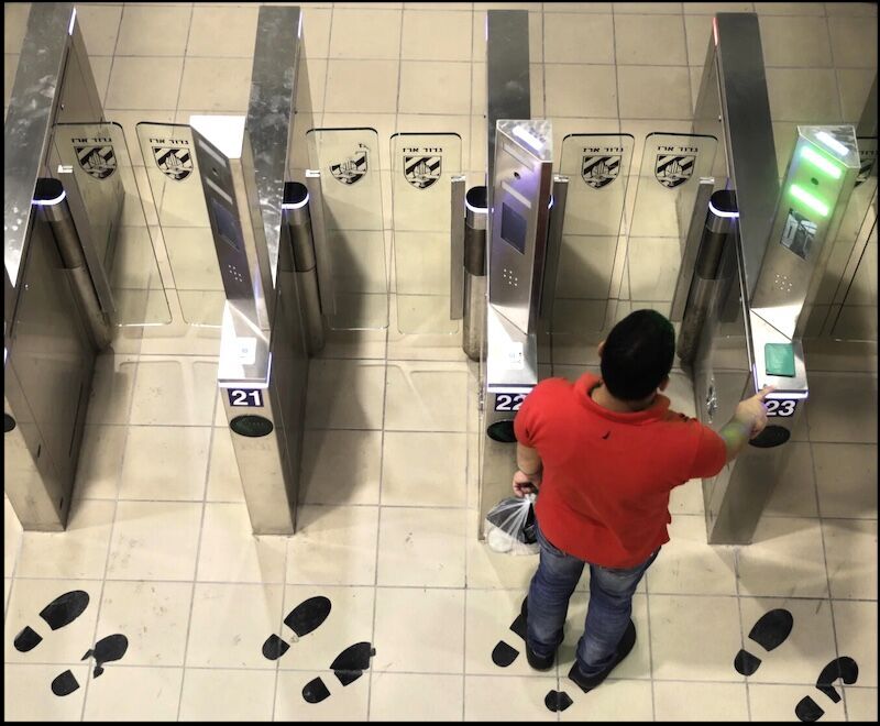 Klikni za povećanje biometric gate