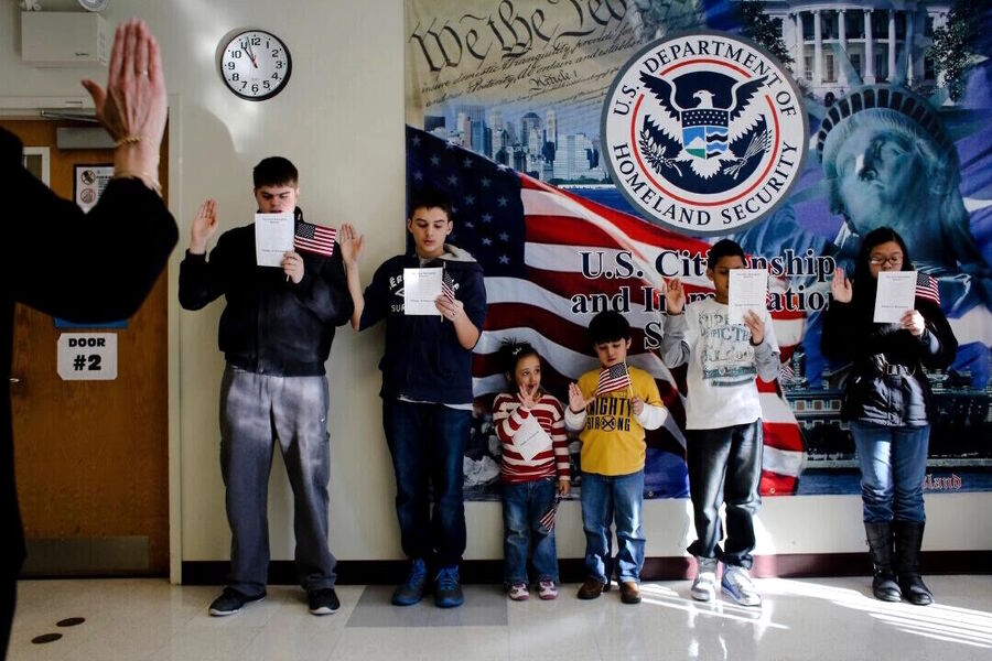 new american citizens swearing in ceremony
