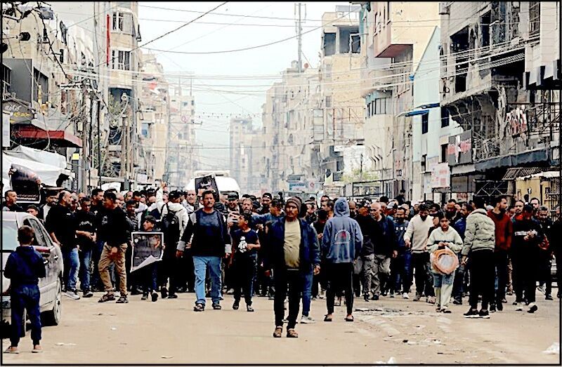 Palestinians protest
