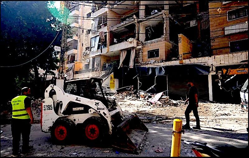 Klikni za povećanje bombed building Beirut