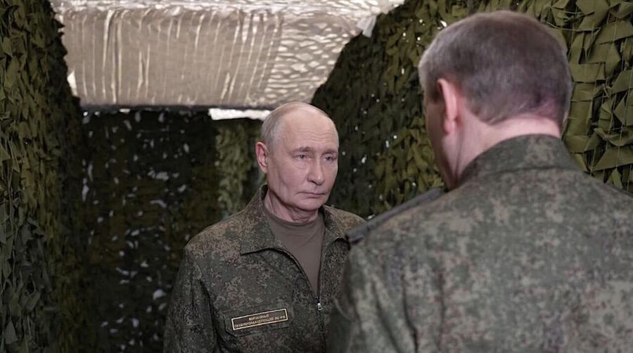 Klikni za povećanje putin military uniform konstaninova falls
